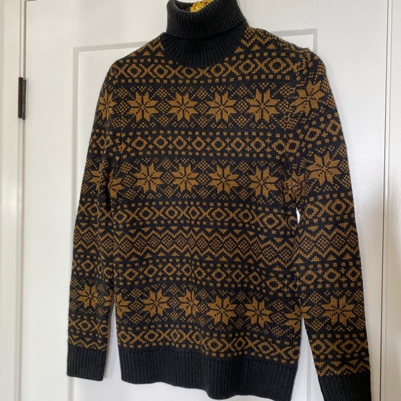 H&M knit turtleneck Sweater snowflake pattern - Picture 3 of 7